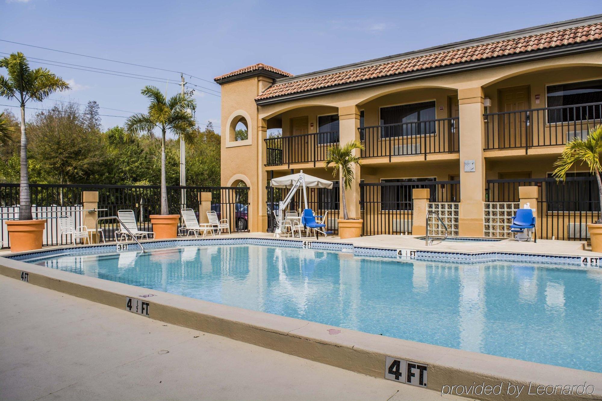 Comfort Inn Sun City Center - Ruskin - Tampa South Exterior foto